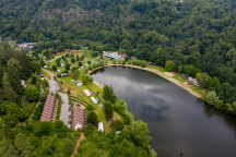 Camp Bítov - Vranovská přehrada 5L Bungalovy a pláž